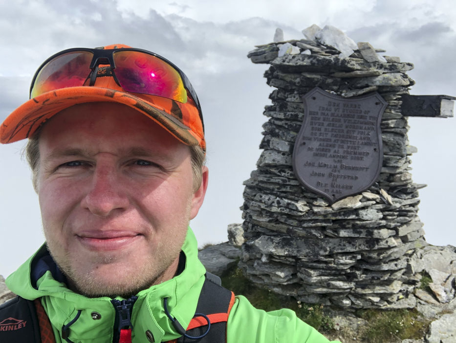  Navn: Martin Keiserås Haugen Tittel: Geotekniker, Prosjektingeniør II Utdanning: Master i Bygg- og miljøteknikk ved NTNU i Trondheim, med spesialisering innenfor geoteknikk